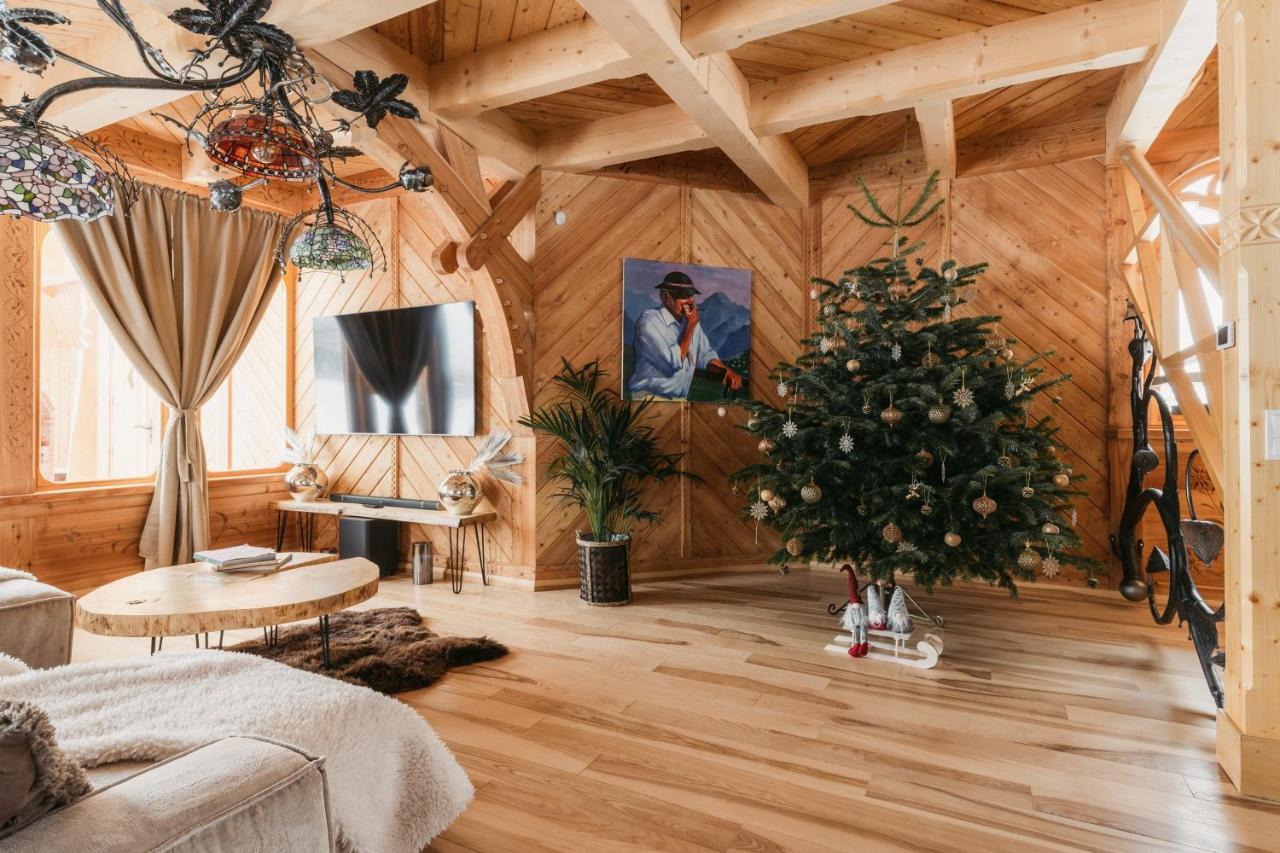 Art House - Mountain & - Luxury Villaer